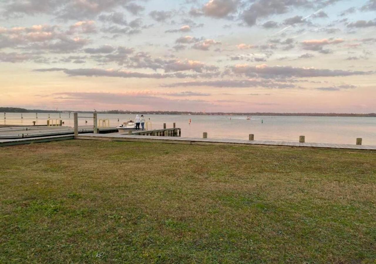 Model Home Near Camp Lejeune With Water View Sneads Ferry Exterior photo